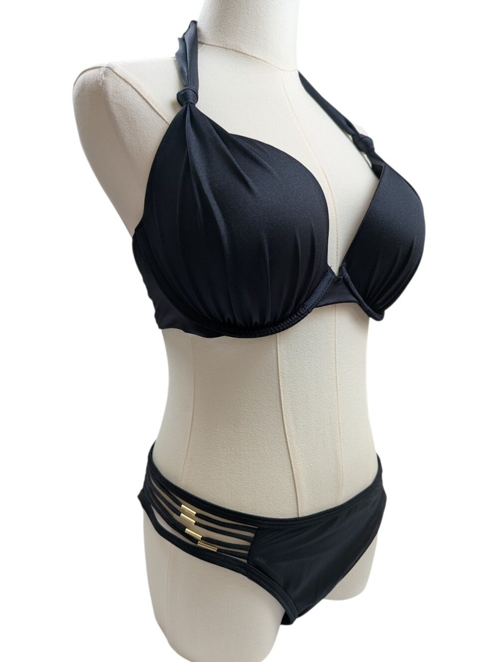 NWT! Victoria's Secret Black Pushup Bikini Set 32DDD (32F) / M